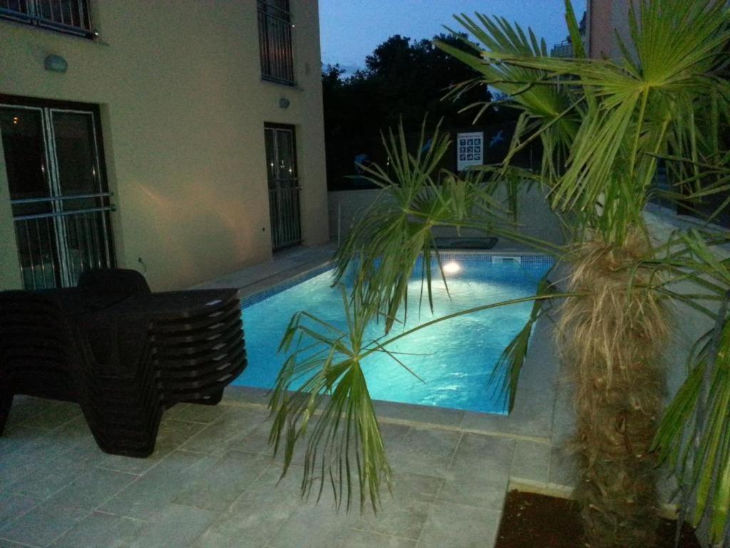 Villa Patricija-Apartmani Porec Esterno foto